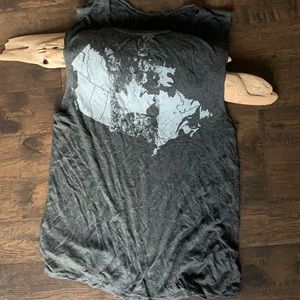 Grey sleeveless Canada tank